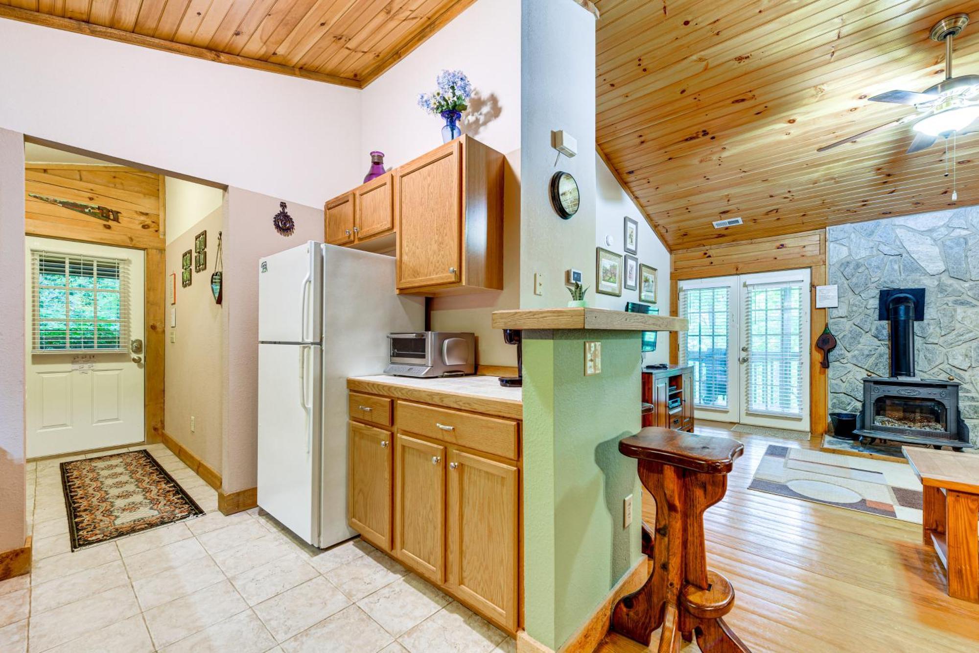 Serene Maggie Valley Retreat With Deck And Hot Tub! Exterior foto